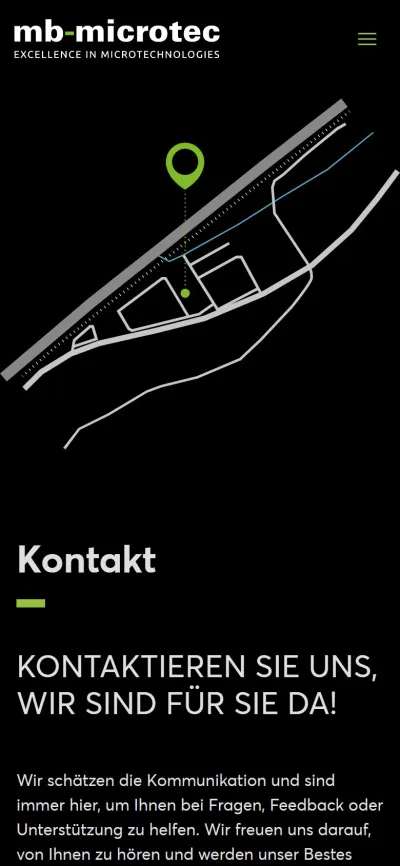 Kontaktseite von mbmicrotec.com auf dem Handy mit gezeichnetem Lageplan und grüner Standortmarkierung